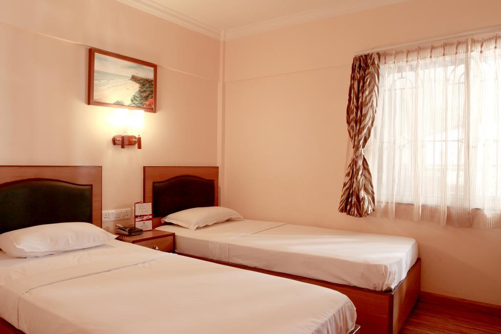 Hotel Nahar Manchester Inn Coimbatore Buitenkant foto