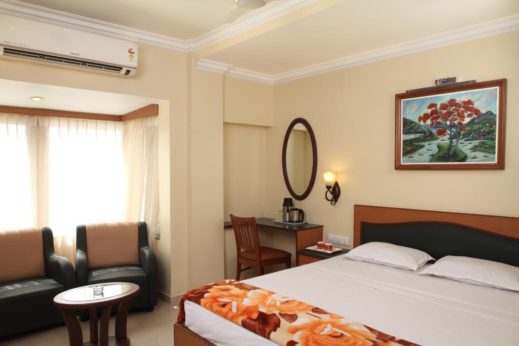 Hotel Nahar Manchester Inn Coimbatore Buitenkant foto